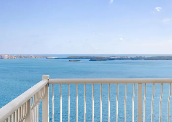 Ocean View Spacious Apartment in Brickell